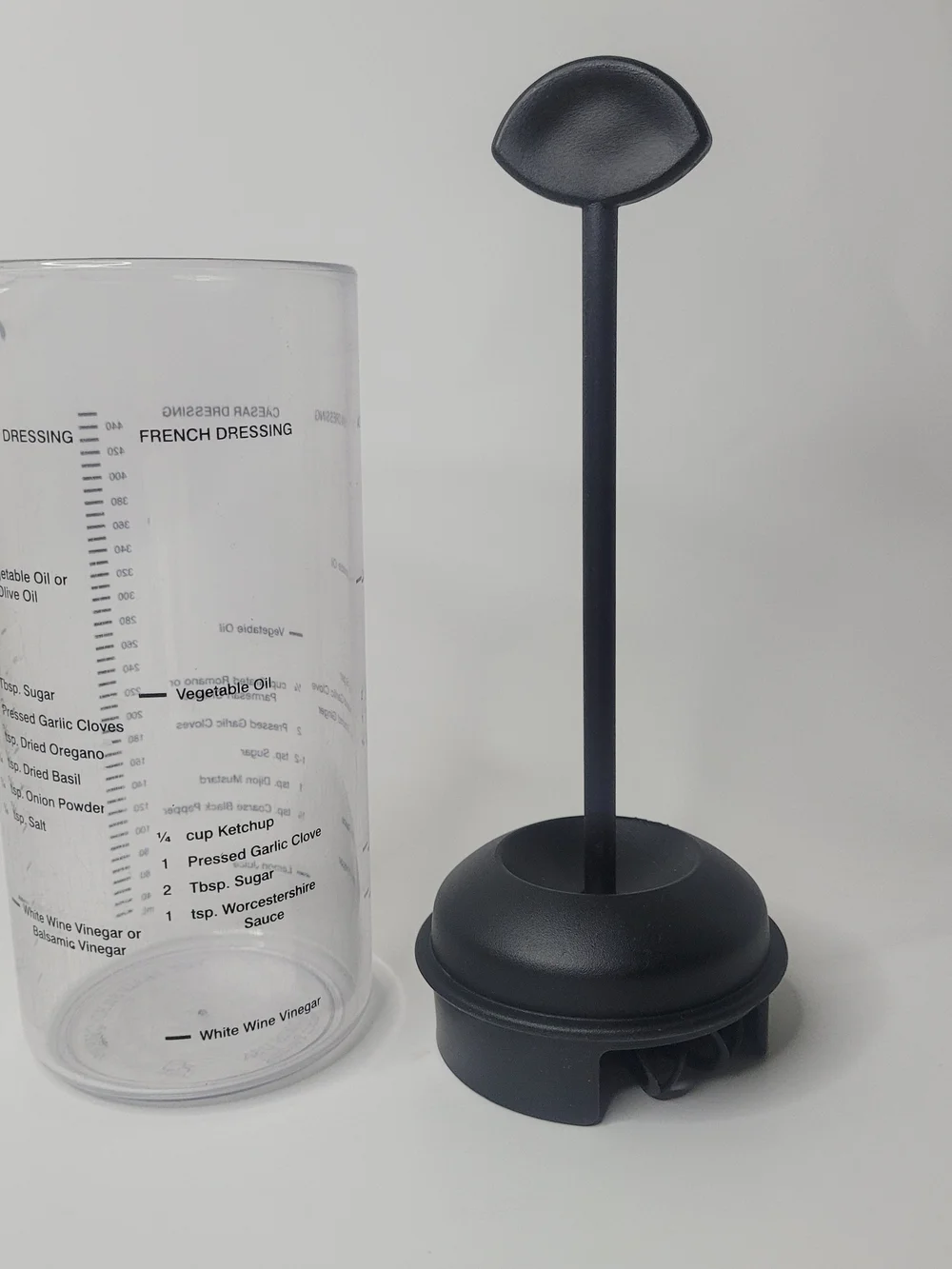 Pampered Chef Black Salad Dressing Mixer & Shaker Bottle